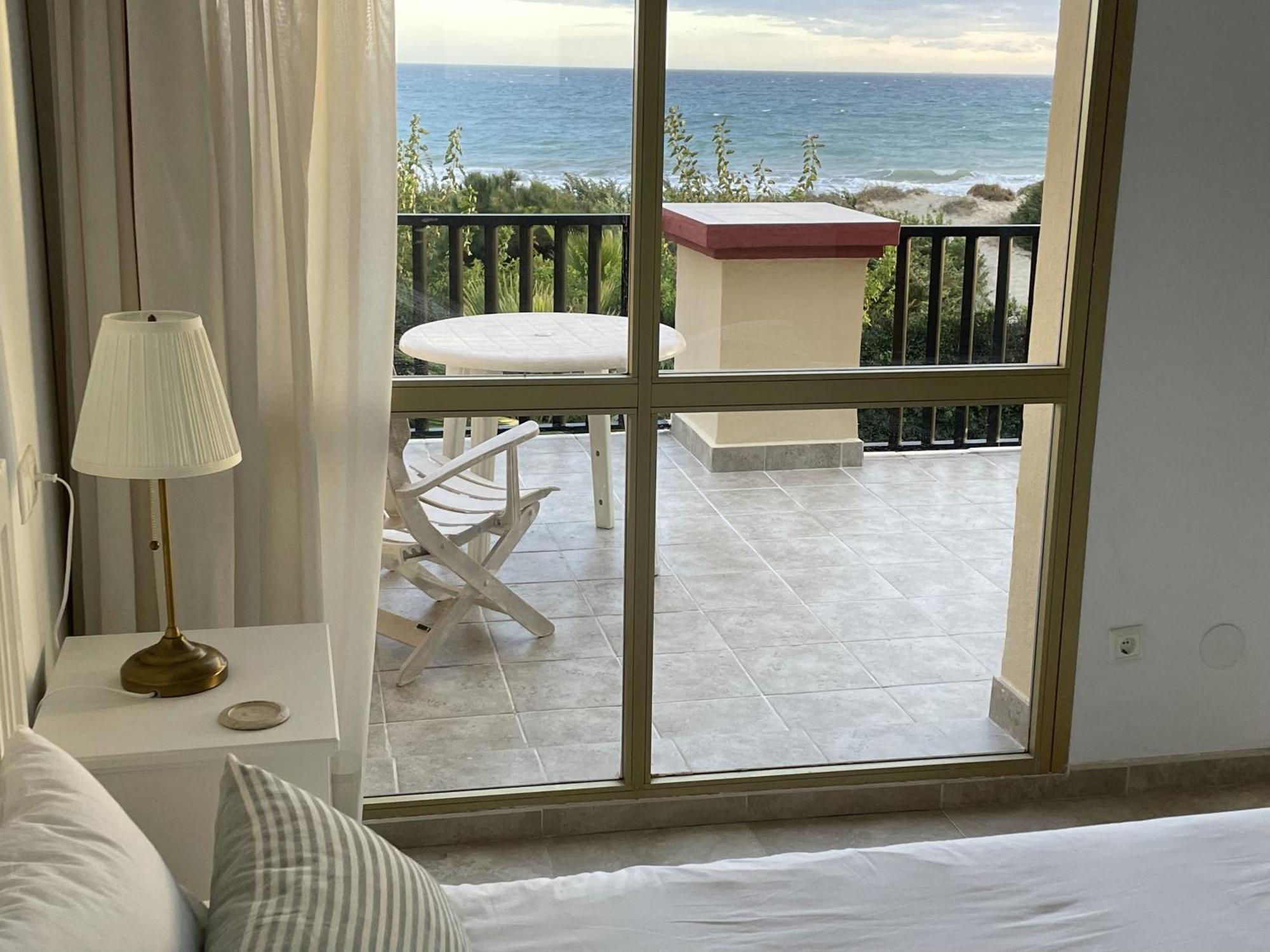Estudio Con Insuperables Vistas Al Mar: Aparcamiento มาร์เบยา ภายนอก รูปภาพ