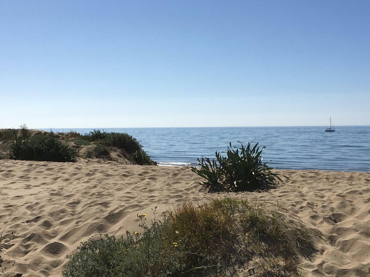 Estudio Con Insuperables Vistas Al Mar: Aparcamiento มาร์เบยา ภายนอก รูปภาพ