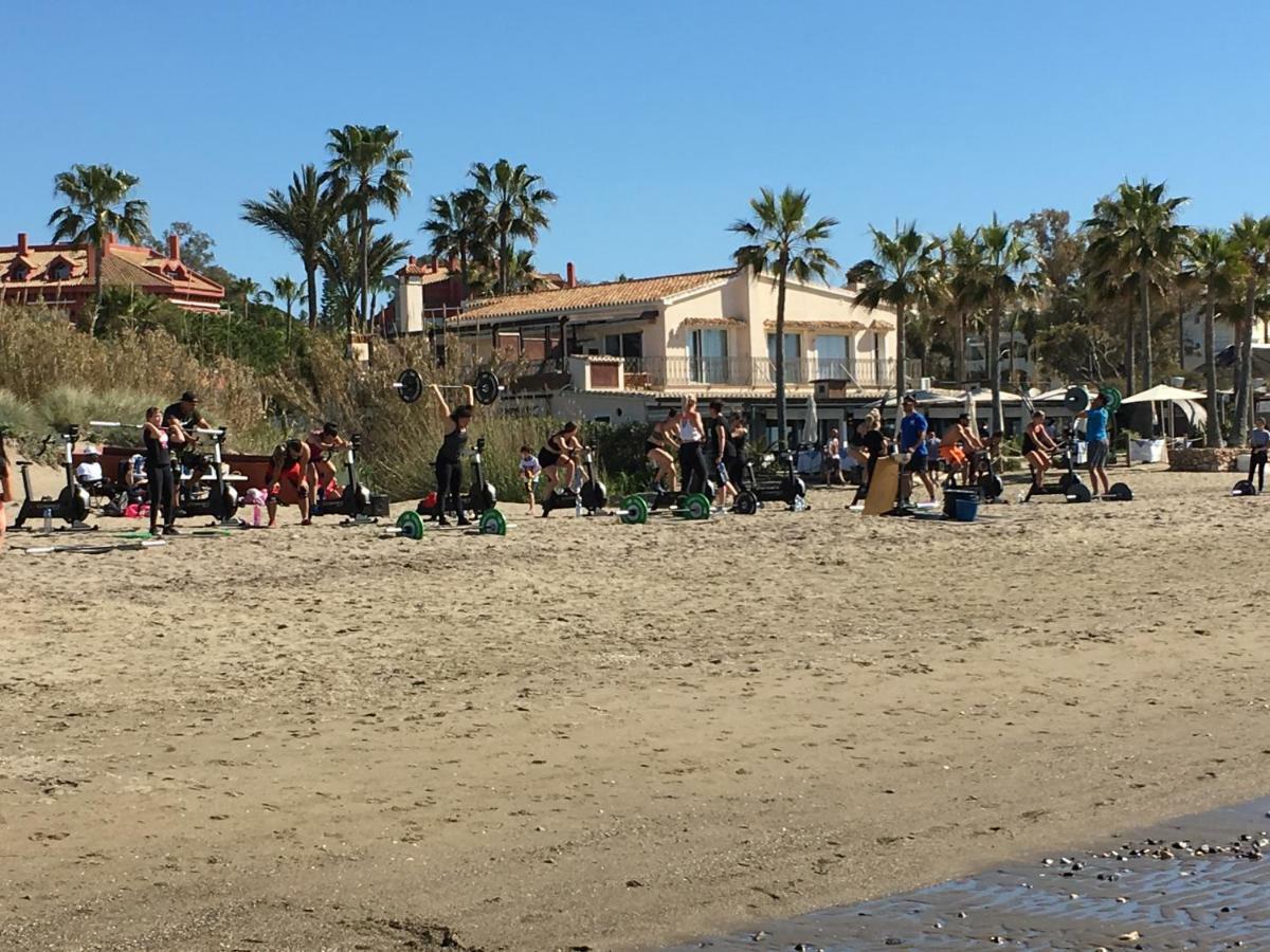 Estudio Con Insuperables Vistas Al Mar: Aparcamiento มาร์เบยา ภายนอก รูปภาพ