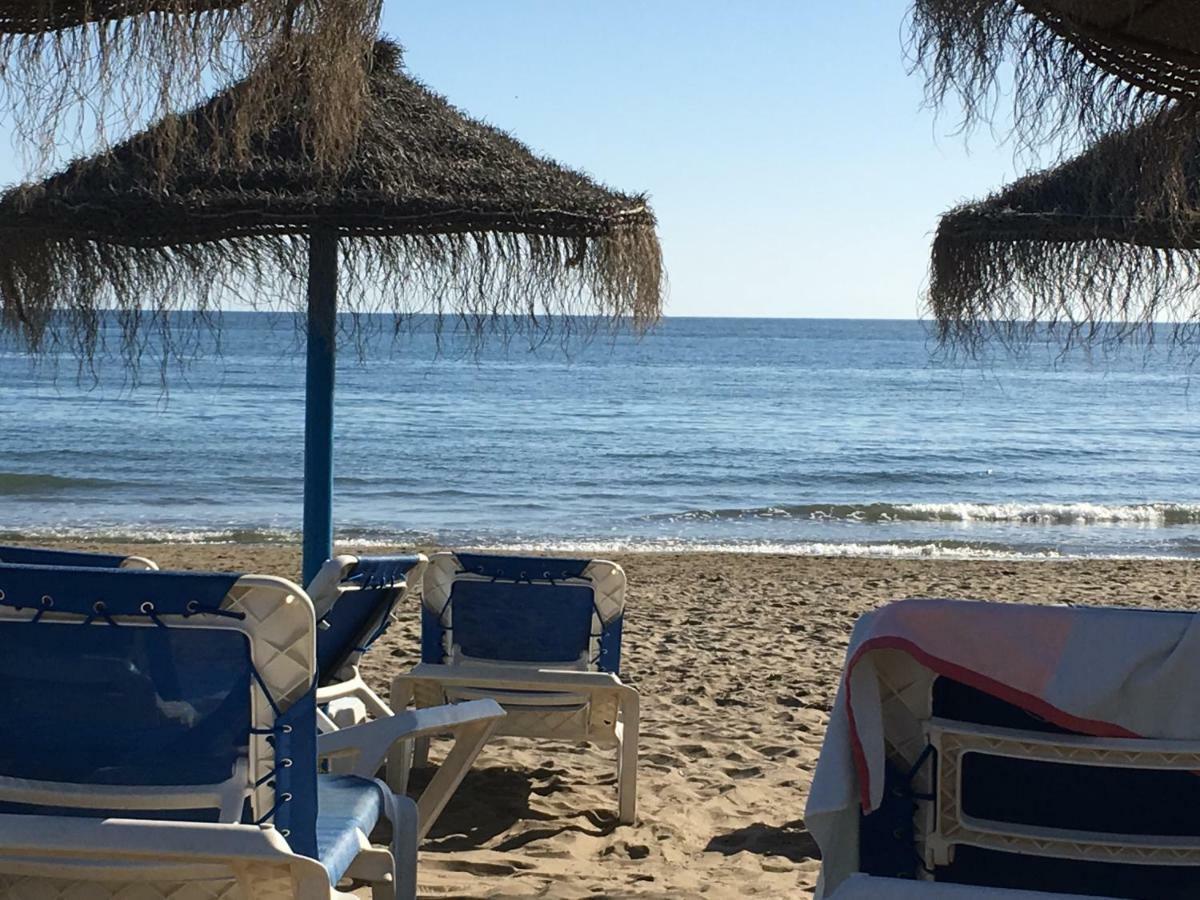 Estudio Con Insuperables Vistas Al Mar: Aparcamiento มาร์เบยา ภายนอก รูปภาพ