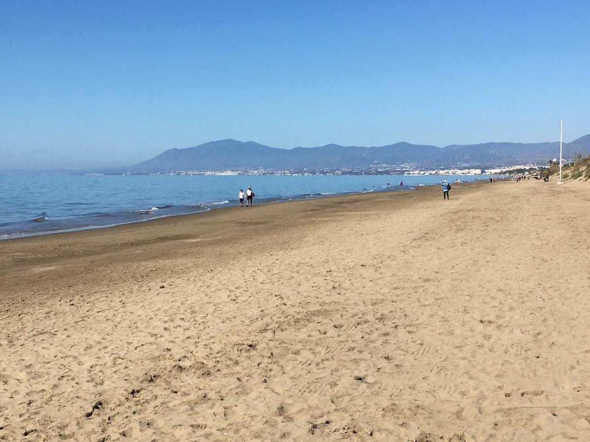 Estudio Con Insuperables Vistas Al Mar: Aparcamiento มาร์เบยา ภายนอก รูปภาพ